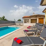 Prenci Private Pool