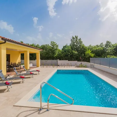 Prenci Private Pool *