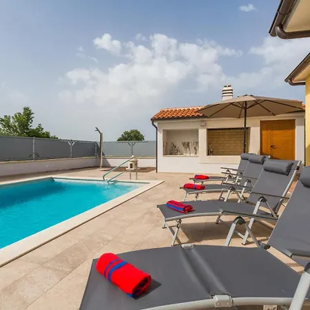 Prenci Private Pool