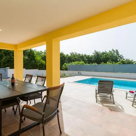 Prenci Private Pool Vila